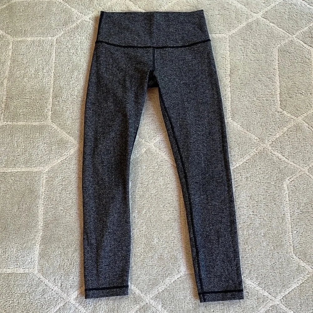 Lululemon Herringbone Leggings - Picture 3 of 14